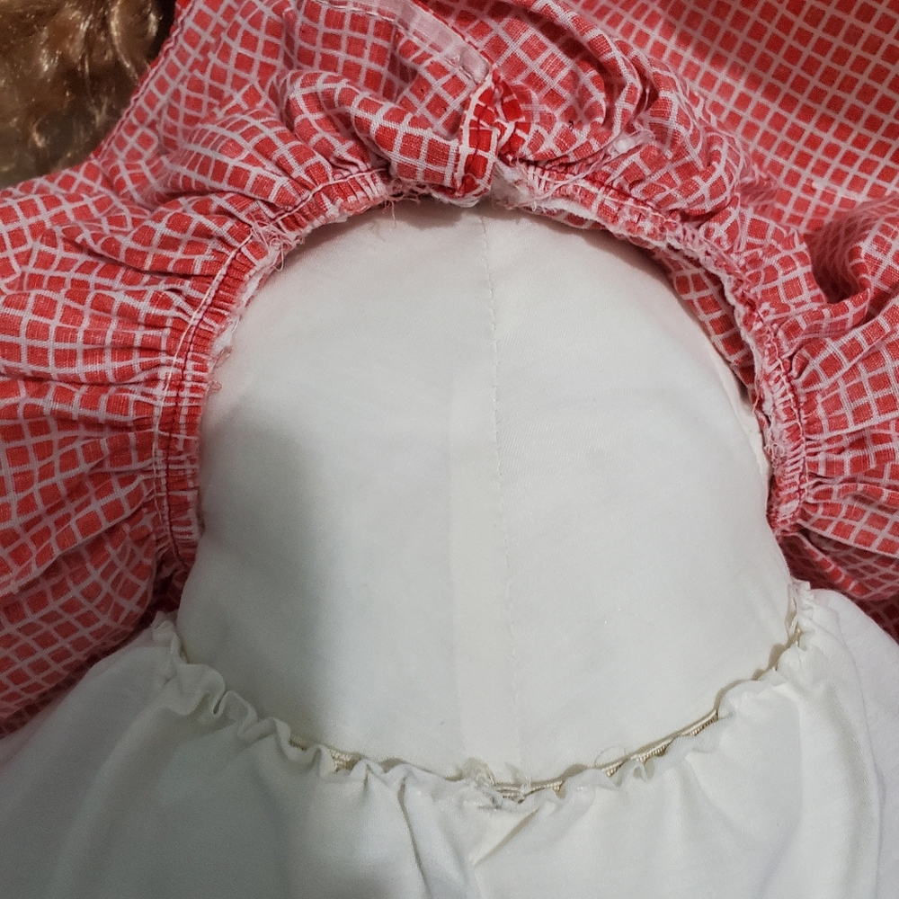 Vintage, Geli Doll Named Samantha with Curly Hair. New Without Tags. - Picture 11 of 16